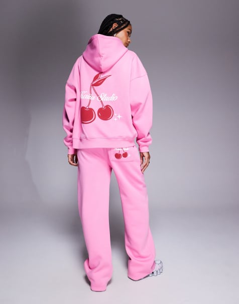 Kaiia - Studio - Joggers a fondo ampio in misto cotone rosa con stampa di ciliegie sulla tasca in coordinato - view 1