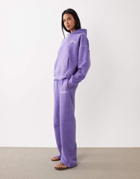 Kaiia Studio – Lila set med stjärnlogga, oversize-huvtröja och vida mjukisbyxor - view 1