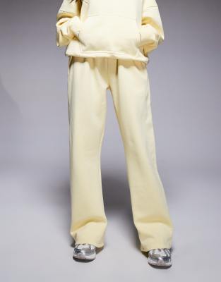 Kaiia Studio Wide Leg Sweatpants In Yellow