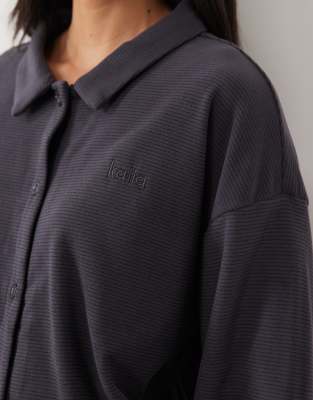 Kaiia Super Soft Sleeve Oversized Lounge Shirt In Animal Print