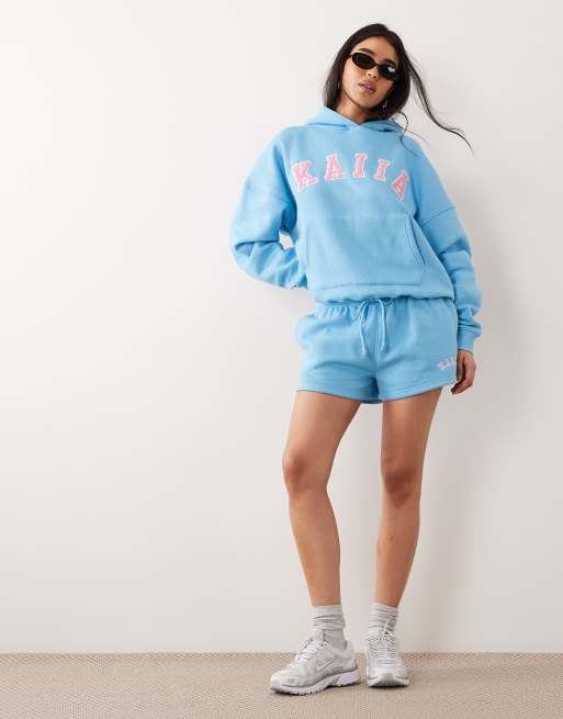 Kaiia - Sweat à capuche d'ensemble oversize en coton majoritaire avec logo brodé - Bleu piscine et rose , 2 de 4