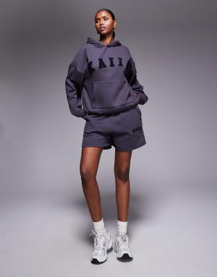 Kaiia - Sweatshorts aus Baumwollmix in Dunkelgrau mit Logo-Stickerei, Kombiteil