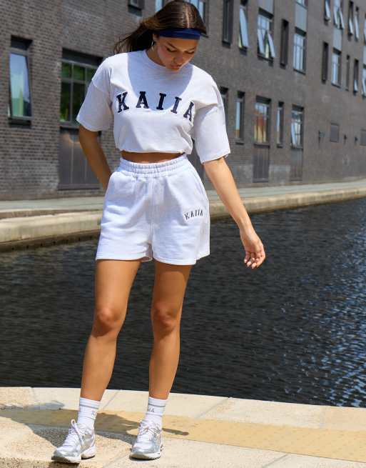Kaiia – Sweatshorts aus Baumwollmix in meliertem Hellgrau mit -Logo-Stickerei, Kombiteil   , 4 von 4