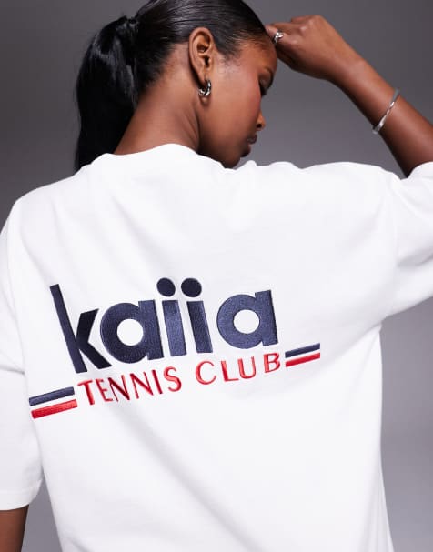 Kaiia - T-shirt oversize bianca con logo ricamato blu navy e scritta “Tennis Club” in coordinato - view 1