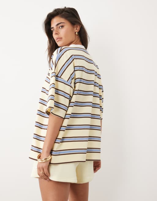 Kaiia - T-shirt stile rugby oversize in misto cotone giallo a righe multicolore con scollo a V, 4 di 4