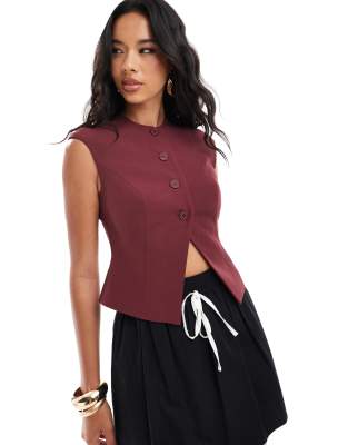 tailored button up split front vest in burgundy