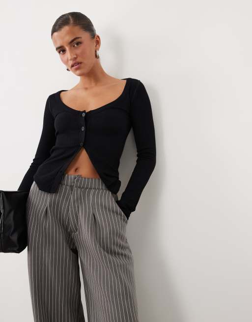 Kaiia tailored wide leg fleece joggers in charcoal pinstripe, 4 of 5