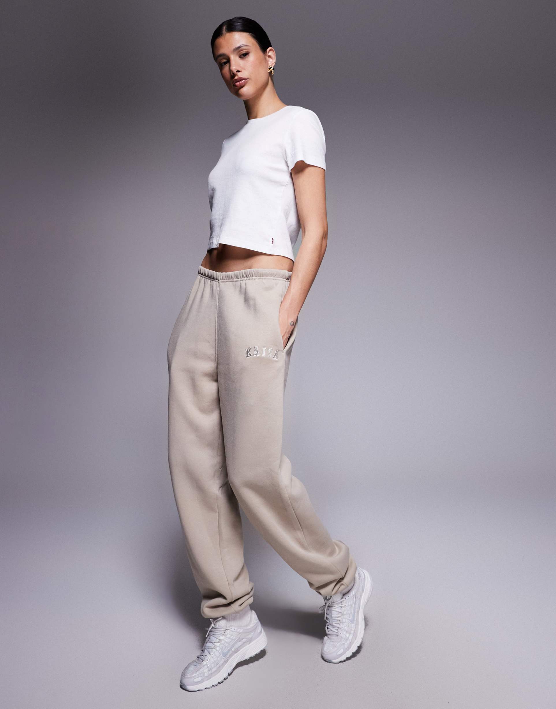 kaiia tall cuffed sweatpants in stone