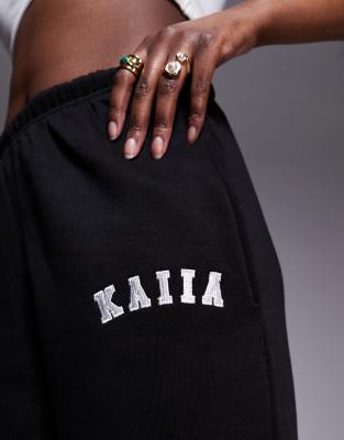 Kaiia Tall Embroidered Logo Cuffed Sweatpants In Black
