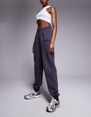 Kaiia Tall Embroidered Logo Cuffed Sweatpants In Gray