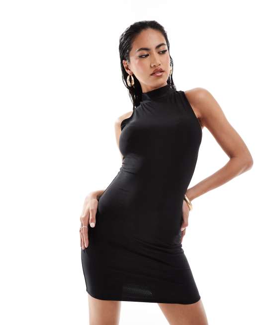 Kaiia - Tætsiddende bodycon-minikjole med racerhals i sort