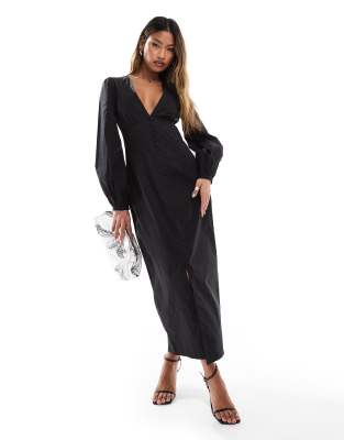 volume sleeve plunge neck button detail maxi dress in black