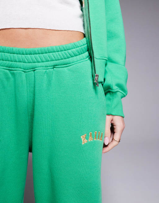 Kaiia – Weit geschnittene Jogginghose in Grün und Gelb mit Logo-Stickerei, Kombiteil, 3 von 5