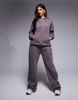 Kaiia Wide Leg Sweatpants