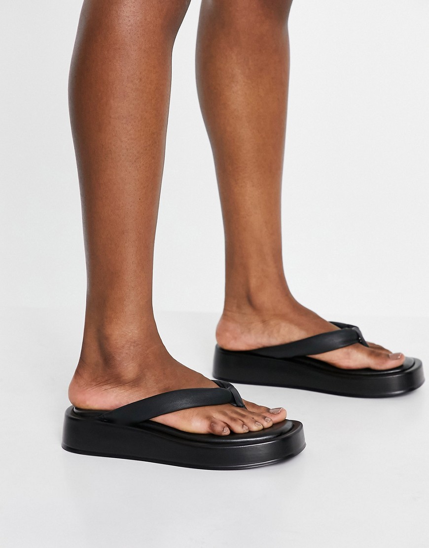 Kaltur leather flatform flip flop sandals in black