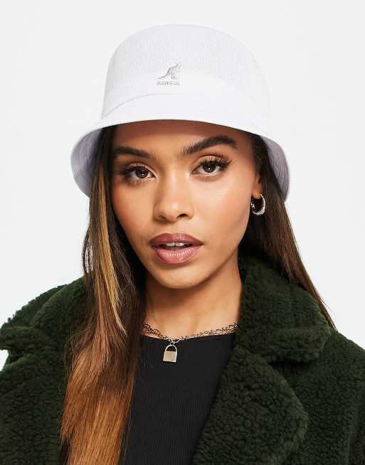 Kangol – Tropic – Biały kapelusz typu bucket