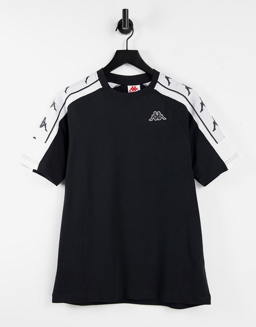Kappa – T-Shirt mit Logoband in Schwarz