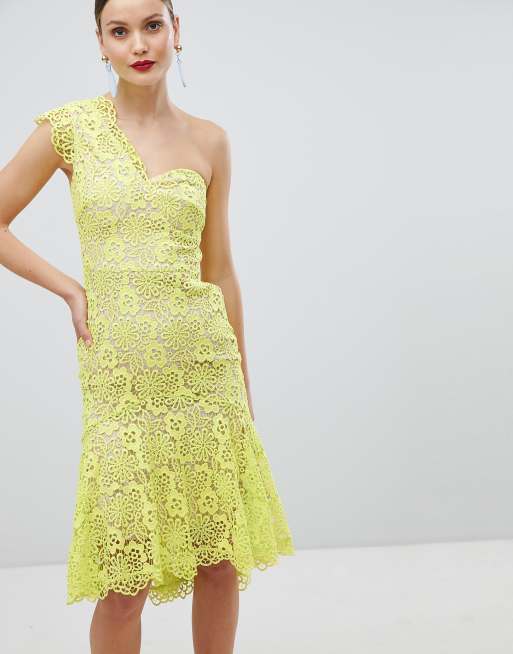 Karen Millen - Robe asymétrique mi-longue en dentelle