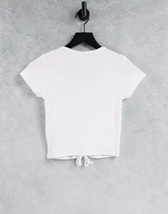https://images.asos-media.com/products/karl-kani-cropped-rib-t-shirt-with-tie-front-logo-detail/200920703-2?$n_550w$&wid=550&fit=constrain