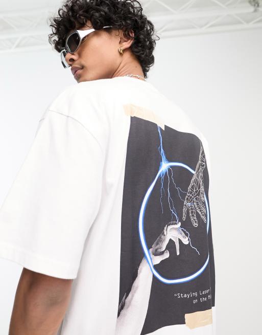 Karl Kani - Metaverse Signature - T-shirt in wit met print op de borst en rug