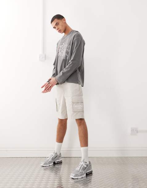 Karl Kani - Retro cargoshort met wassing in gebroken wit - view 1
