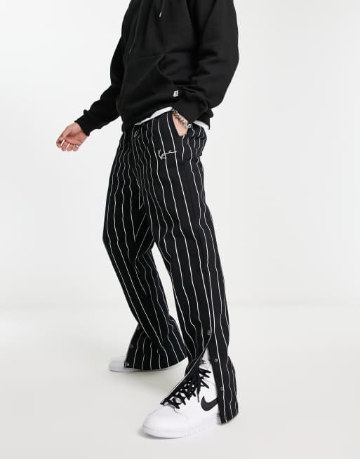 Karl Kani – Signature – Gerade geschnittene Jogginghose in Schwarz
