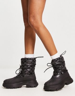 Karl Lagerfeld Luna monogram ankle snow boot in black