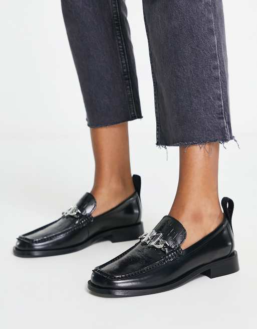 Karl Lagerfeld – Mokassino II – Svarta loafers i läder med kedja