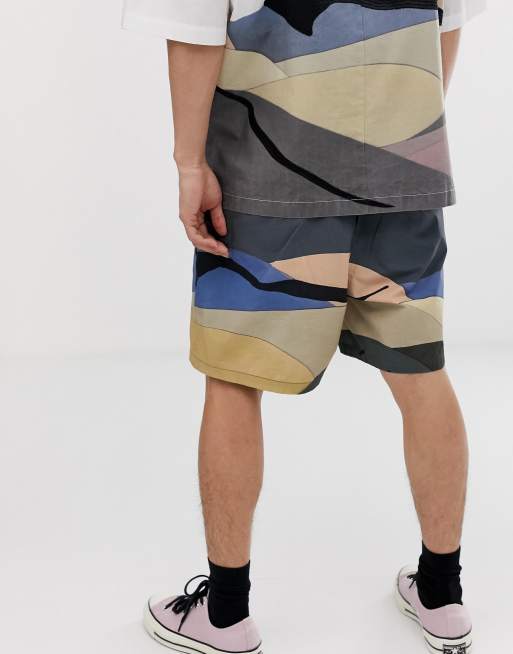Kasseformede shorts i landskabsprint og krøllet bomuld som del af sæt fra ASOS WHITE, 2 af 4