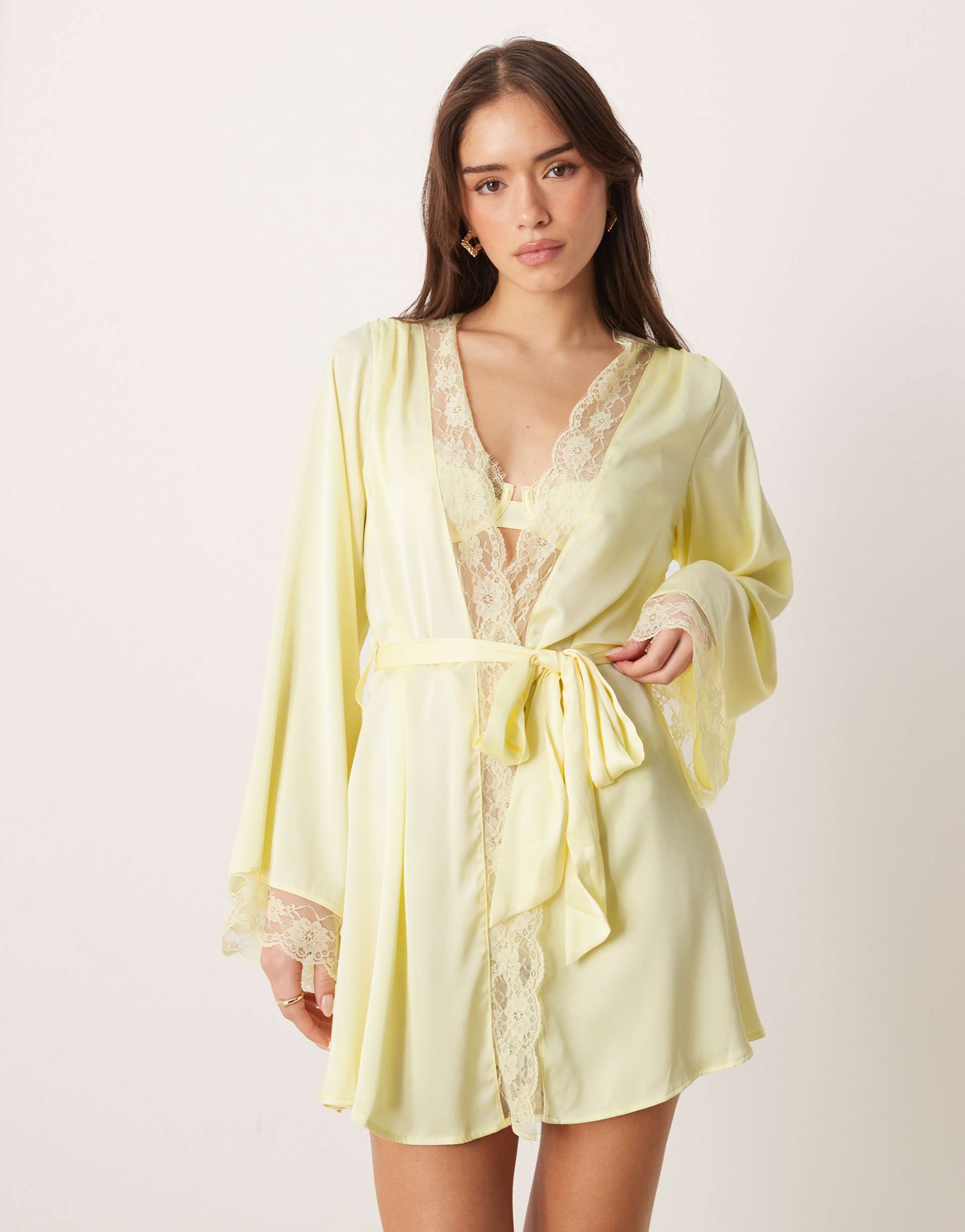 kat the label sidney robe in limoncello