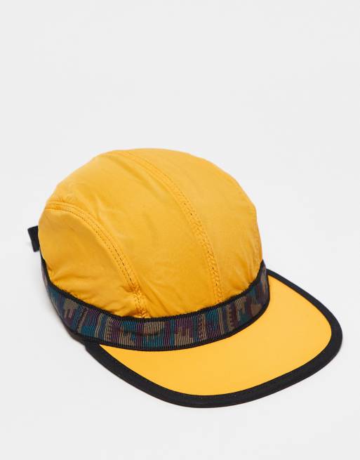 Kavu - Cappellino con cinturino giallo