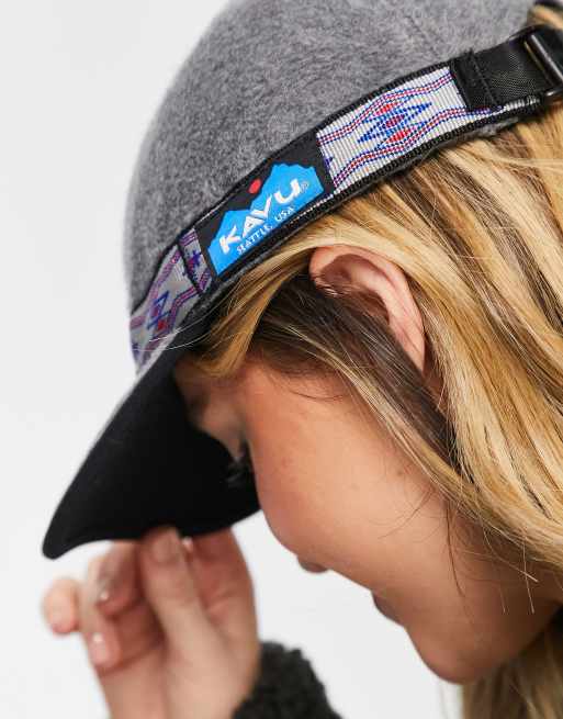 Kavu - Cappellino in pile con cinturino, colore grigio