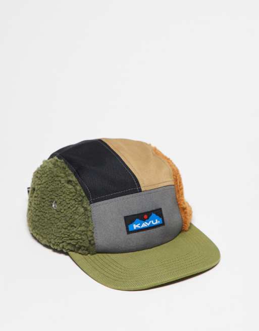 Kavu - Cappellino in pile e pelliccia multicolore
