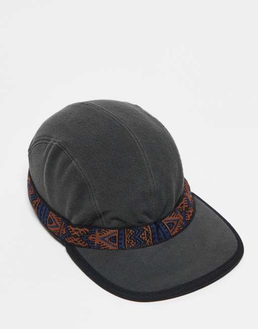 Kavu - Cappellino in pile grigio con cinturino