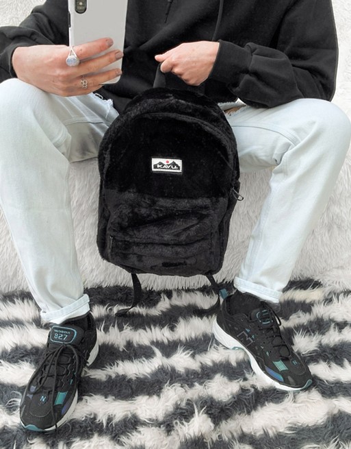 Kavu Fuzz Cub backpack in black