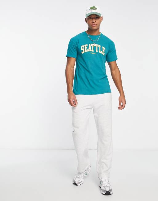 Kavu - Seattle - Grøn T-shirt med college-print på brystet, 3 af 4