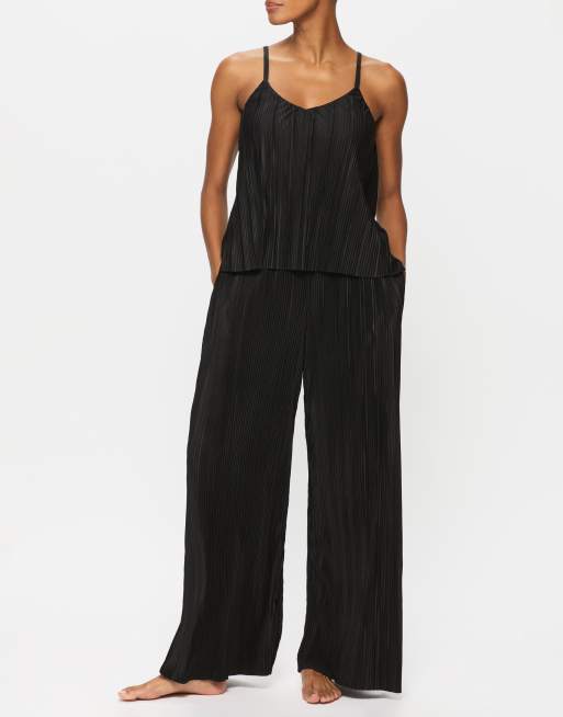 KBX Lucy cami set in black