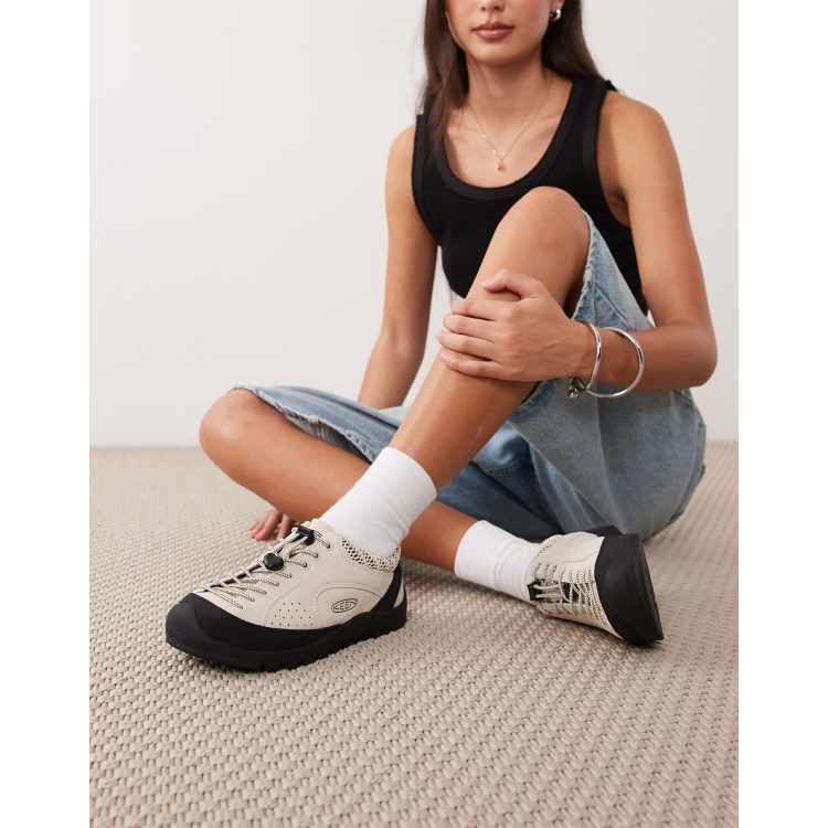 Keen Jasper Rocks brushed suede sneakers in stone | ASOS