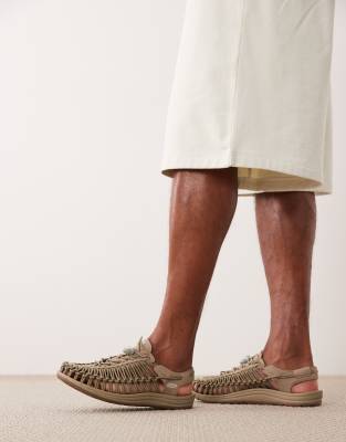 Keen Uneek sandals in taupe | ASOS
