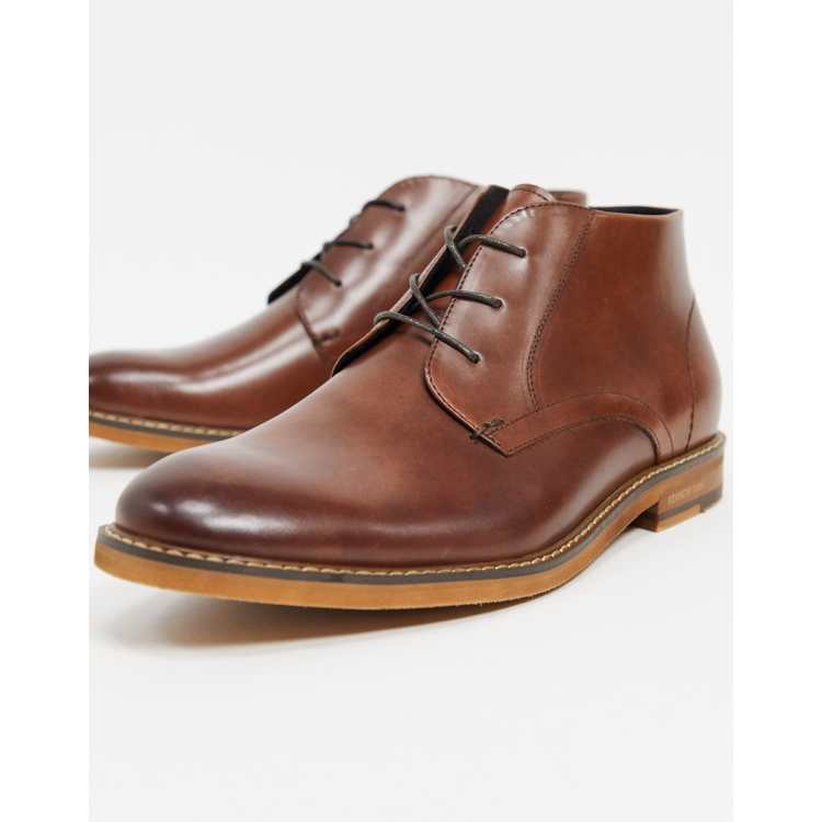 Cognac hot sale chukka boots