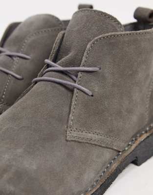 kenneth cole suede chukka boots