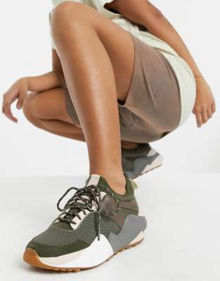 Kenneth Cole maddox sneakers in taupe and olive-Green