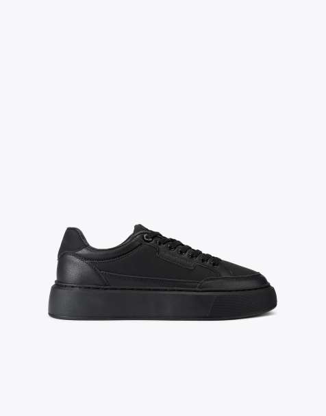 KG Kurt Geiger Kinsley retro trainers in black - view 1