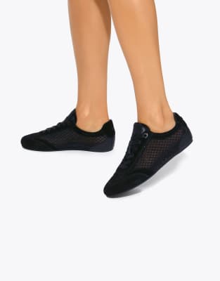  Listen trainers  suede