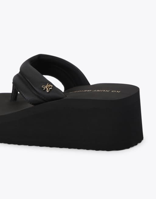 KG Kurt Geiger Reagan heeled sandals in black, 3 of 4