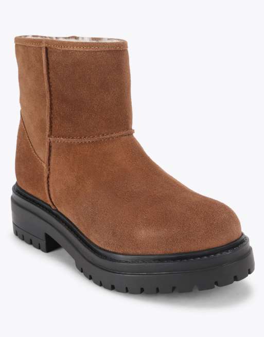 KG Kurt Geiger Snow low ankle boots in tan, 2 of 4
