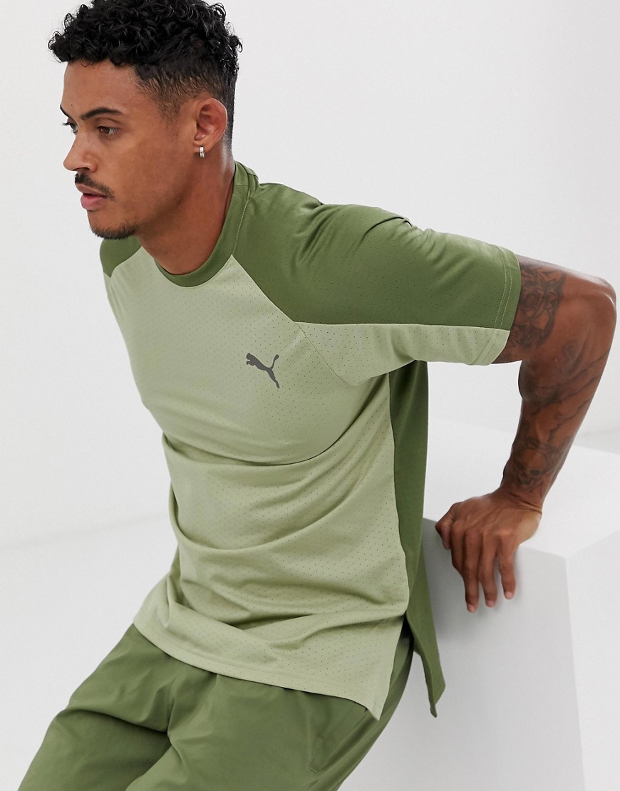 Khakifarvet trænings-t-shirt med felter fra Puma-Grøn