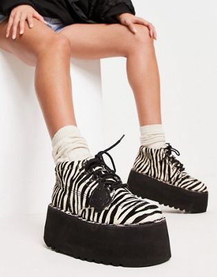 Kick Hi Platform boots in zebra print-Multi