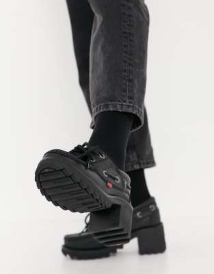 kickers a talon