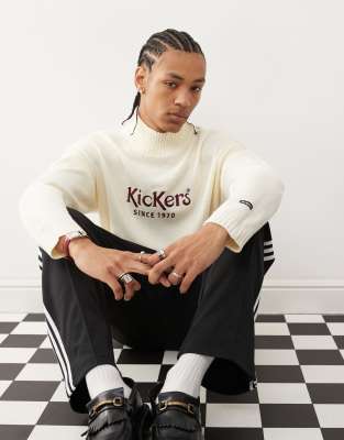 Kickers Kickers unisex knit mock neck jumper with embroidered logo-White